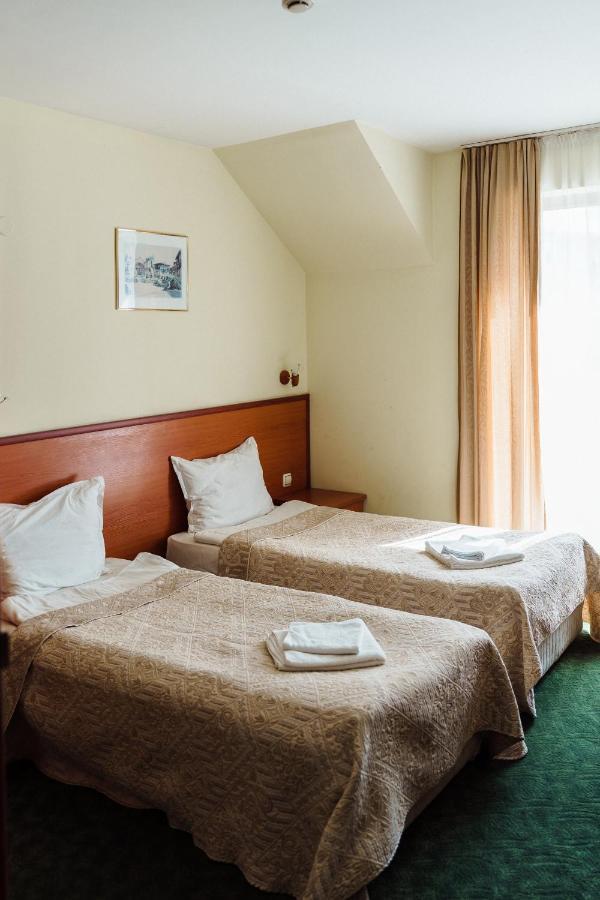 Dionis Hotel Варна Екстер'єр фото